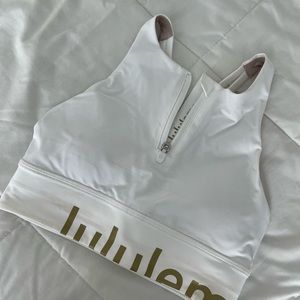Lululemon top